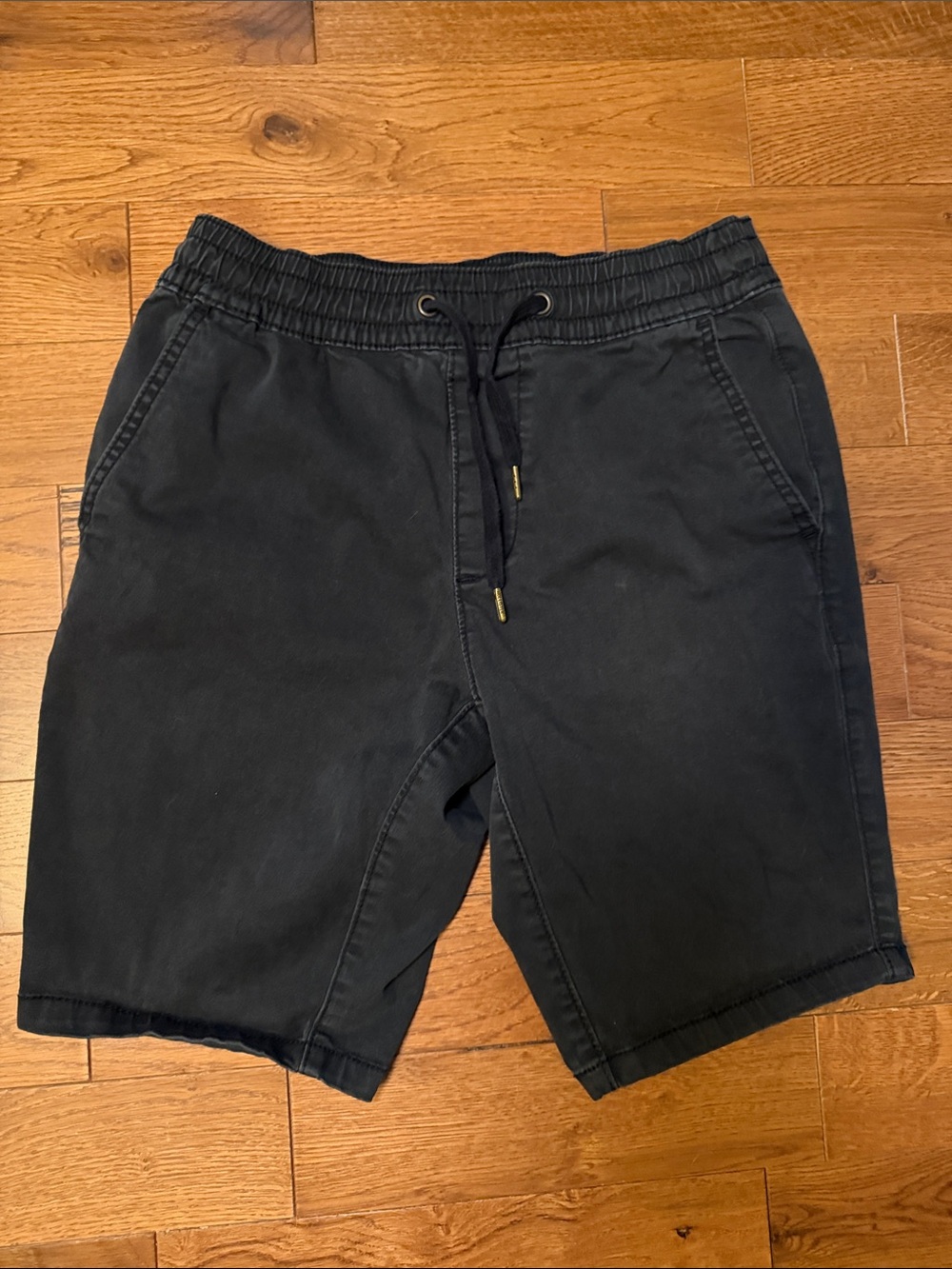 Men's Black Drawstring Casual Holister 9” jogger shorts